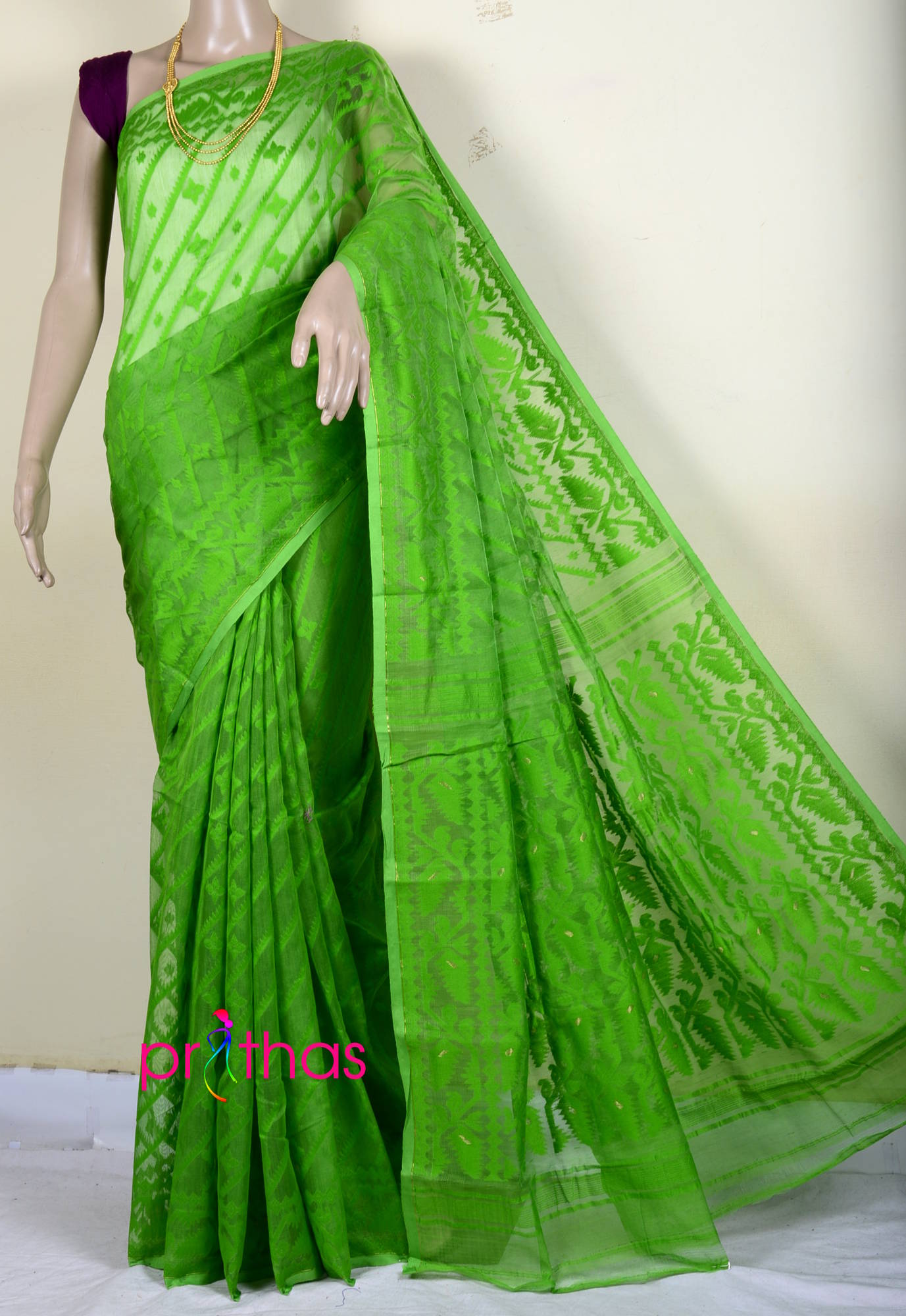 Mint Green Jamdani Saree with White Woven Butta & Pallu – Thearyavart